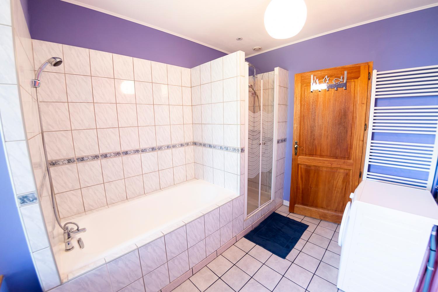 L'Enchantraine - Gite Tout Confort Et Tarif Tout Inclus - Appartement Spacieux Et Accueillant Sur Épinal מראה חיצוני תמונה